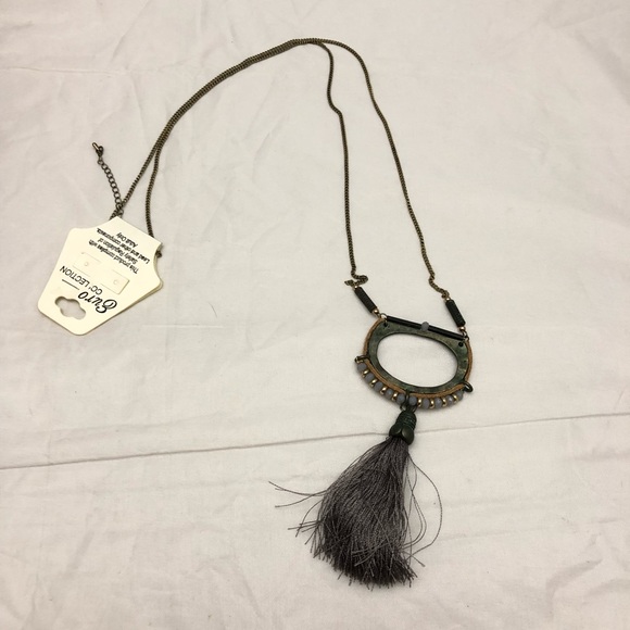 Bohemian Style Tassel Necklace - Picture 4 of 6